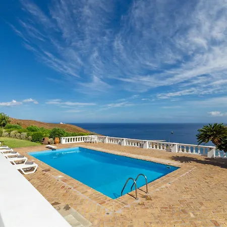 Panoramic 6-bdr With Private Pool By Explore